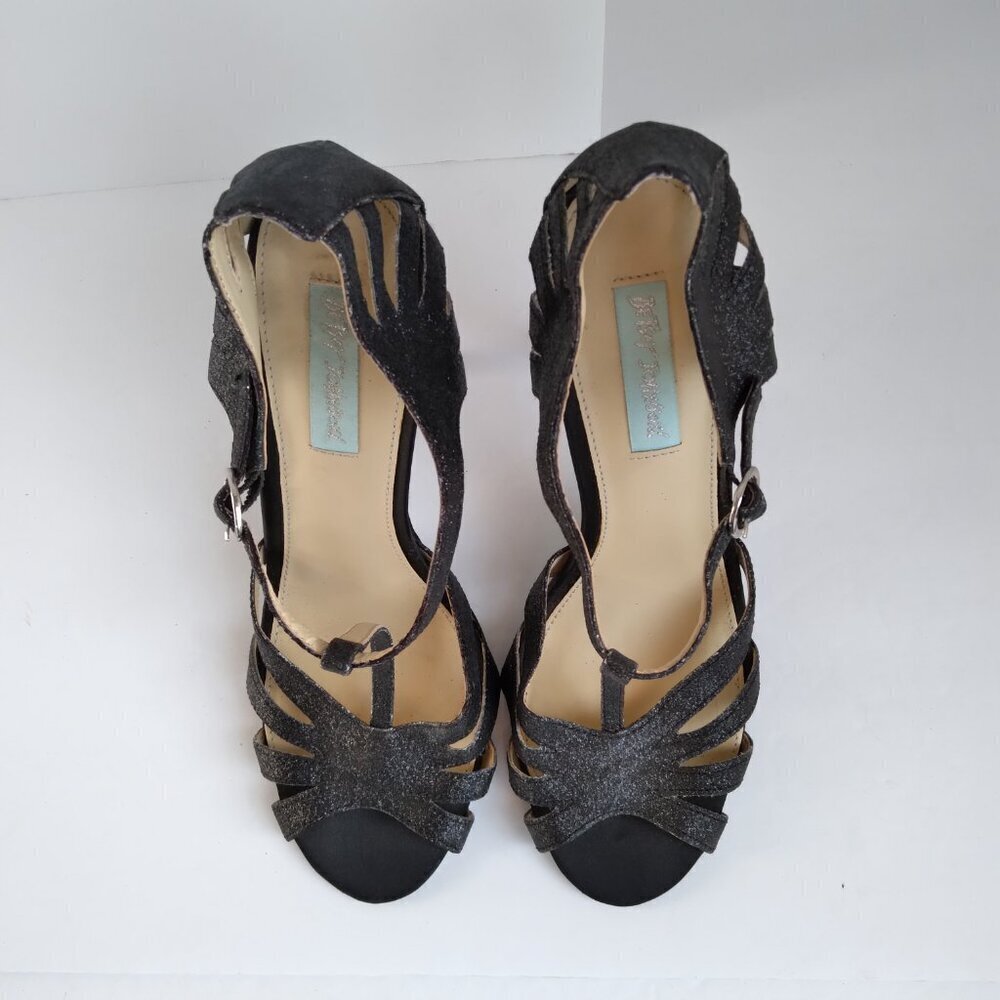 Betsey Johnson Black Suede Silver Glitter Cut Out Stiletto TStrap Sandals Sz 9.5 - Picture 4 of 13